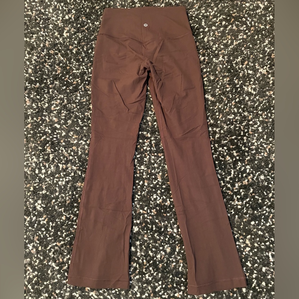Lululemon High Rise Ribbed Mini Flares - Picture 3 of 5